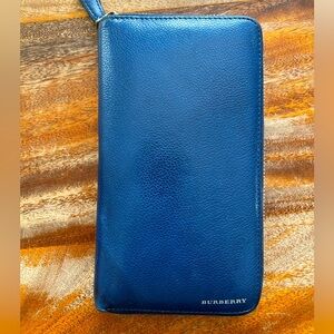 Burberry wallet